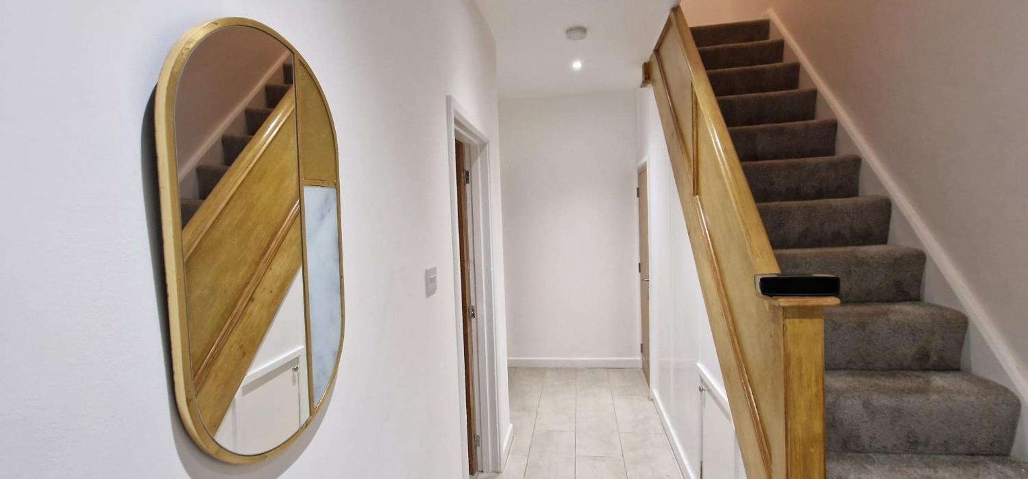 Shm Stays Leicester. Newly Renovated!! 15 Min Drive From City Centre, University. 9 Min Drive To Leicester City Stadium, 5 Min Drive To M1 & M69. 2 Min Walk To Bus Stop. Exterior foto